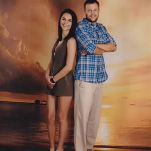 Meet your Posher, Alecsis